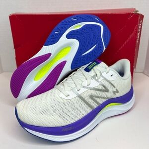 New Balance FuelCell Propel V4 White/Blu Women Size 7D Wide Running New with Box